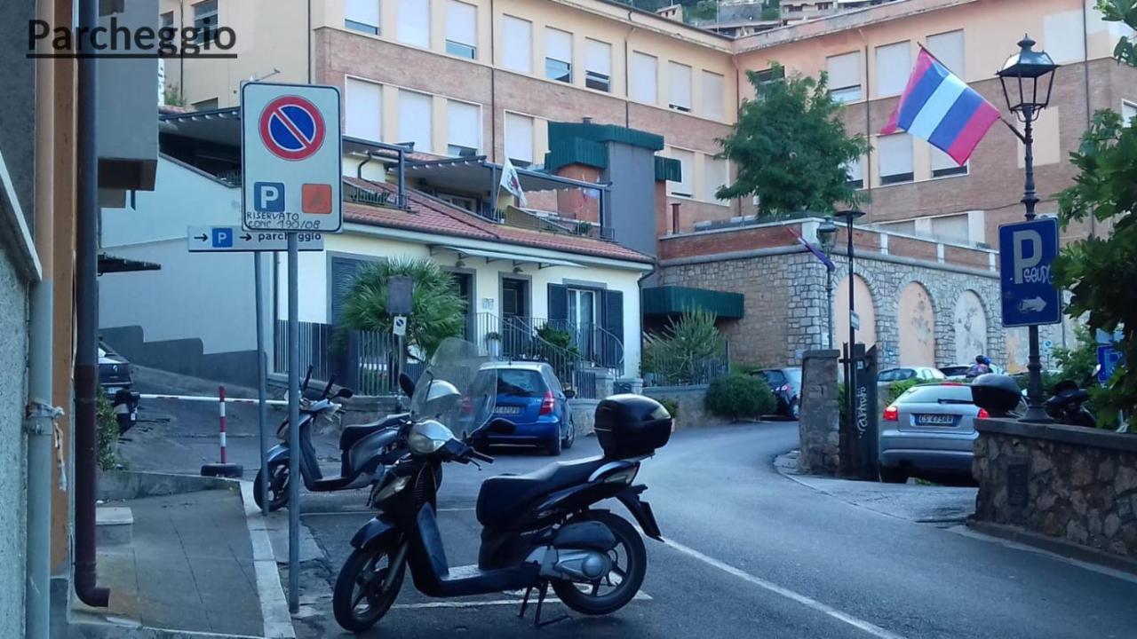 Ampio Monolocale Con Balcone Fronte Mare Vila Porto Santo Stefano  Exterior foto