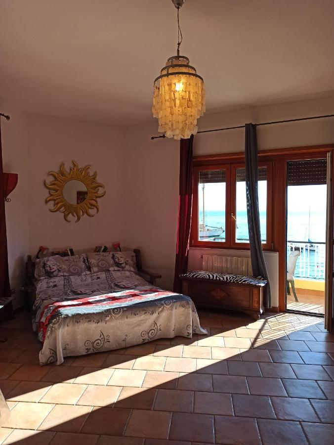 Ampio Monolocale Con Balcone Fronte Mare Vila Porto Santo Stefano  Exterior foto