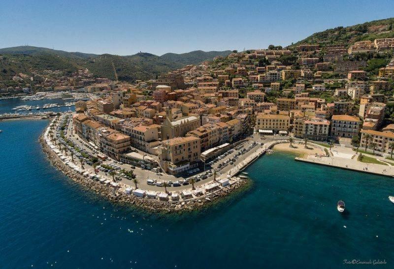 Ampio Monolocale Con Balcone Fronte Mare Vila Porto Santo Stefano  Exterior foto